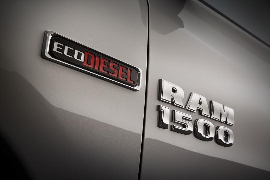 Dodge Ram 1500 EcoDiesel HFE Quad Cab 2015 года  (фото 3 из 4)